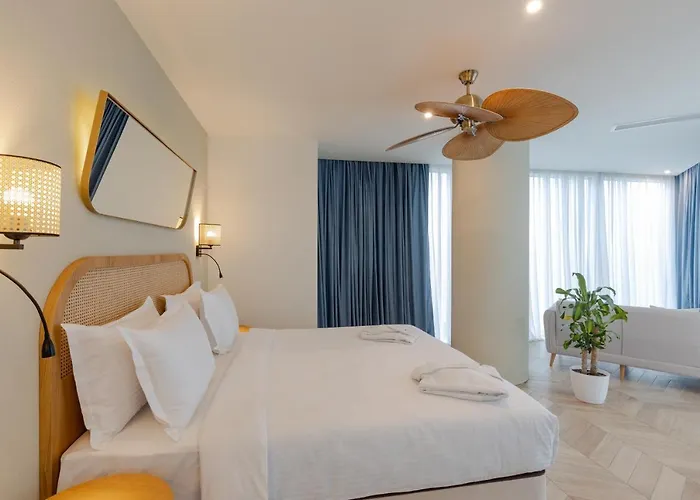Miramar Luxury Residences